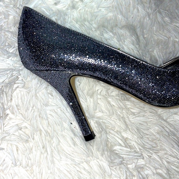 Ann Klein Zia Glitter Silver Pewter Gray D’orsey Pump Heels - Picture 5 of 9